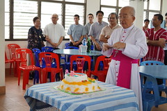 HBD (284)